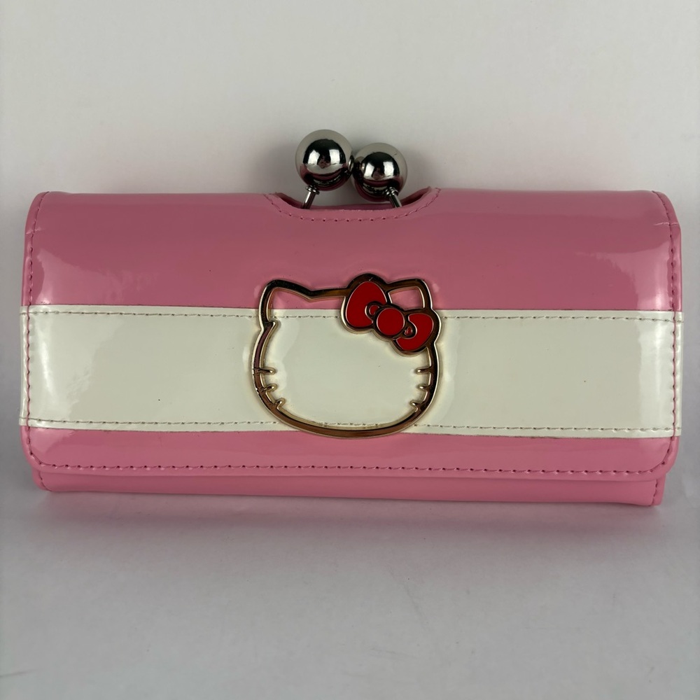Hello Kitty Pink Patent Wallet with Kiss Lock & Card Slots Sanrio